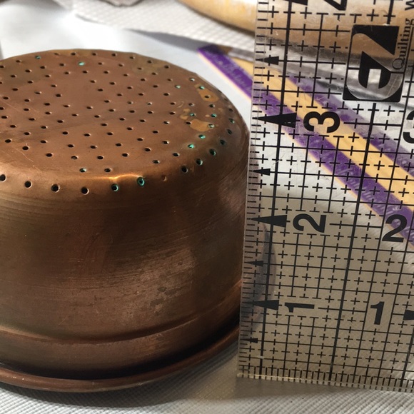 Primitive vintage copper kitchen utensils small dipper/strainer - Picture 7 of 9